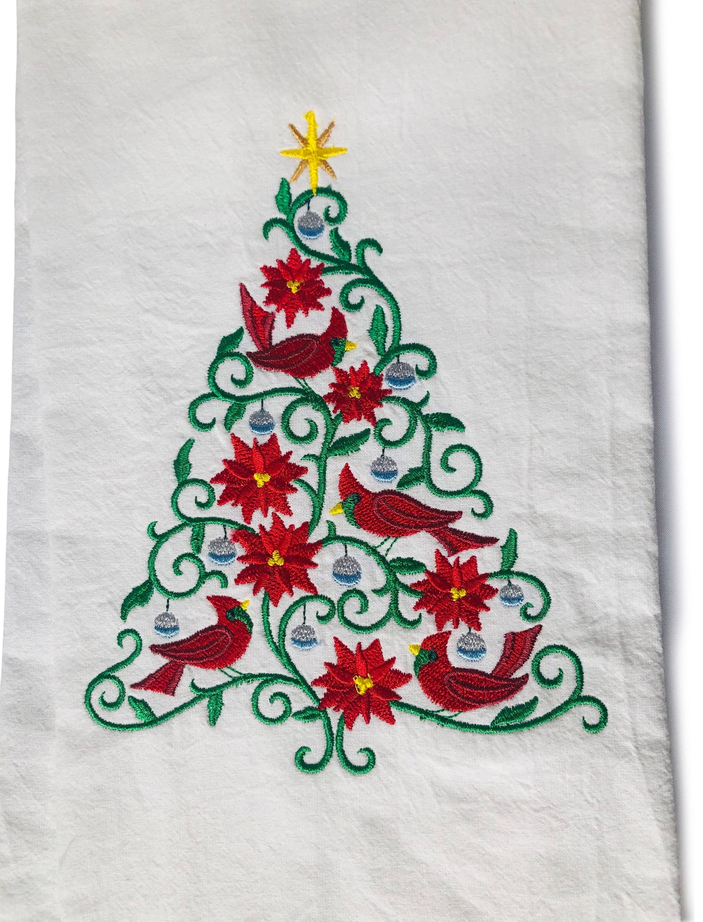 Towel - Cardinals in Christmas Tree